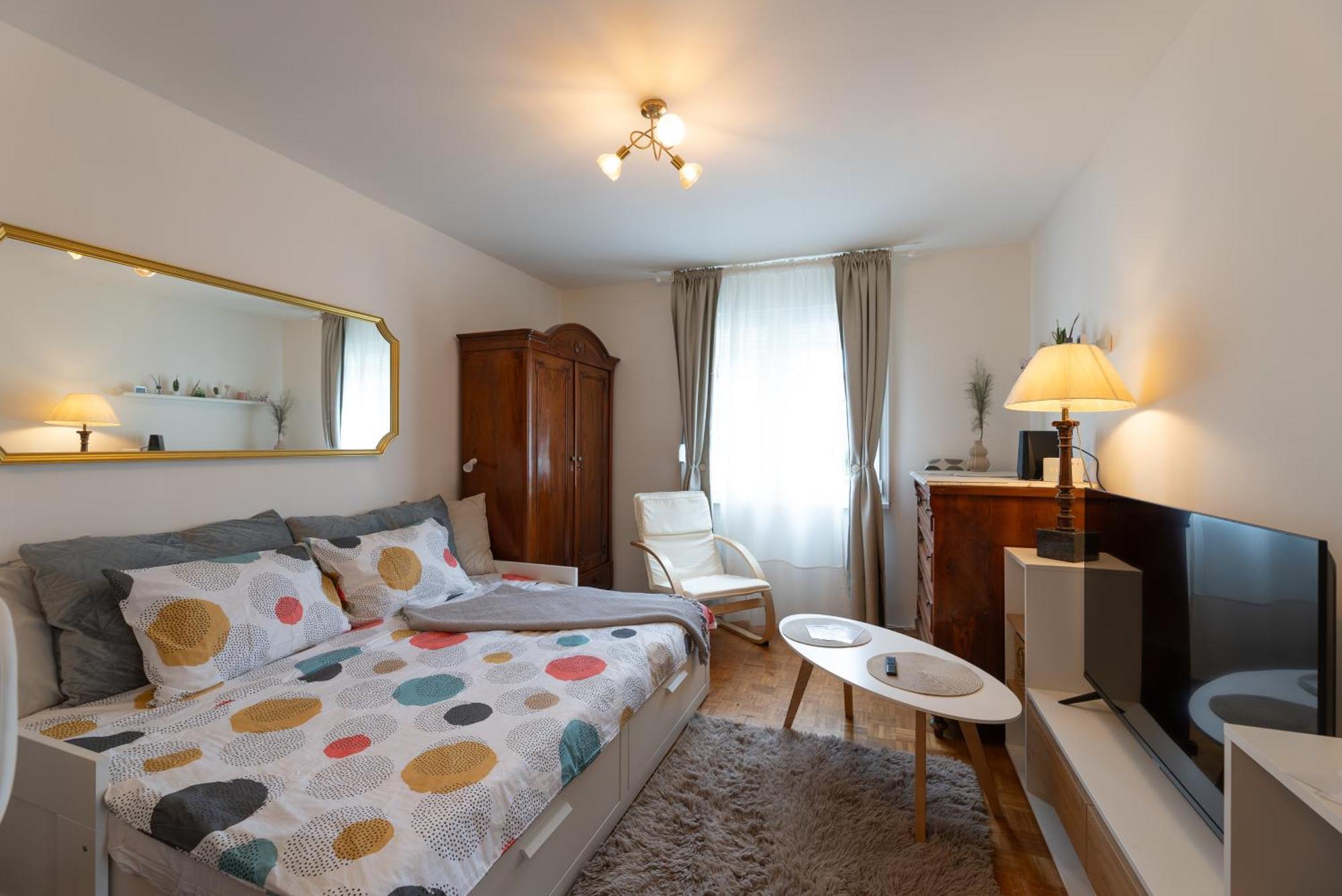 Studio Apartman Providenca Split Exterior photo